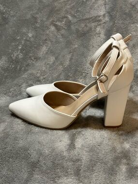 Women's White Ankle-Strap Block Heel Pumps